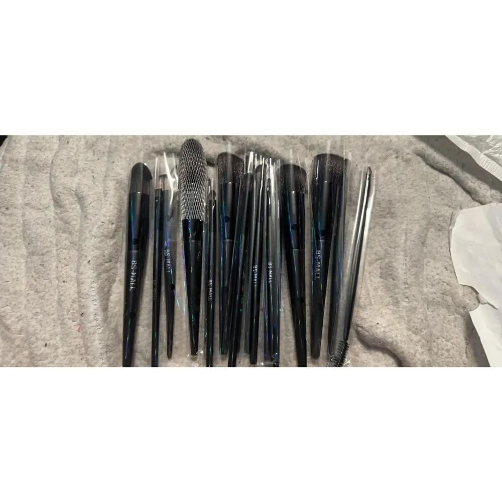 Bs-Mall 18 Pcs Black Premium Synthetic Makeup Brush Set With black Case